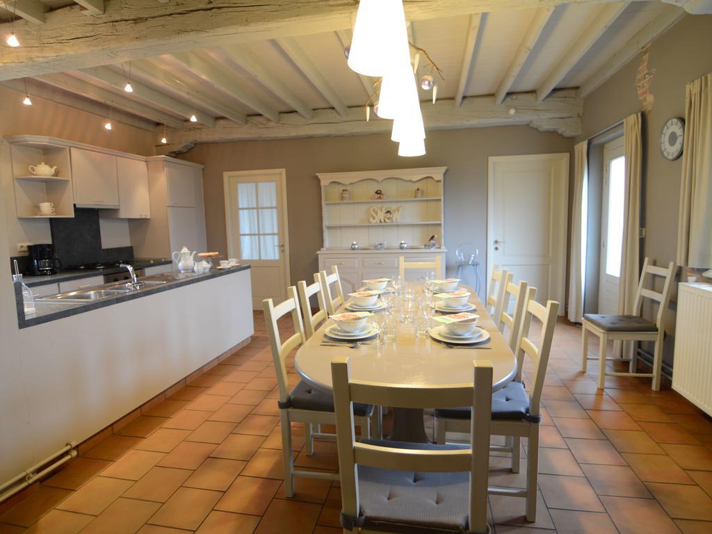 Charming Holiday Home In Zele Near The Forest ภายนอก รูปภาพ