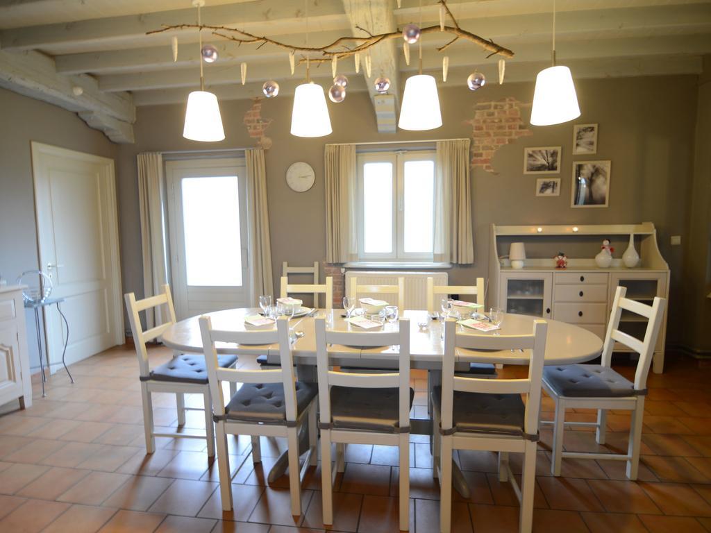 Charming Holiday Home In Zele Near The Forest ภายนอก รูปภาพ