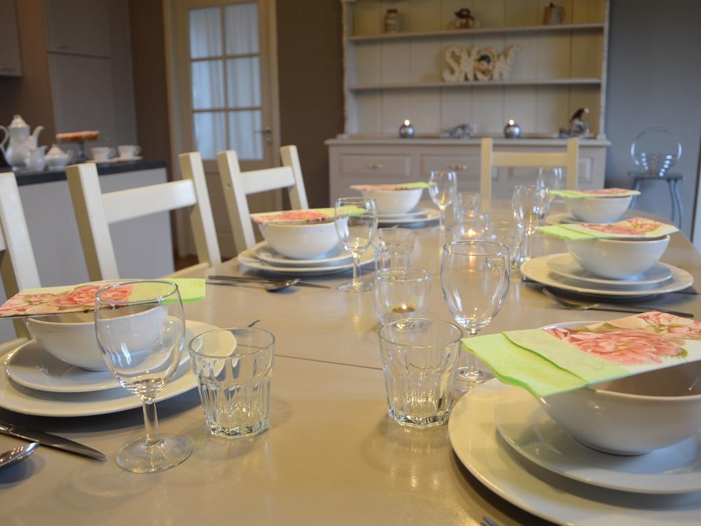 Charming Holiday Home In Zele Near The Forest ภายนอก รูปภาพ
