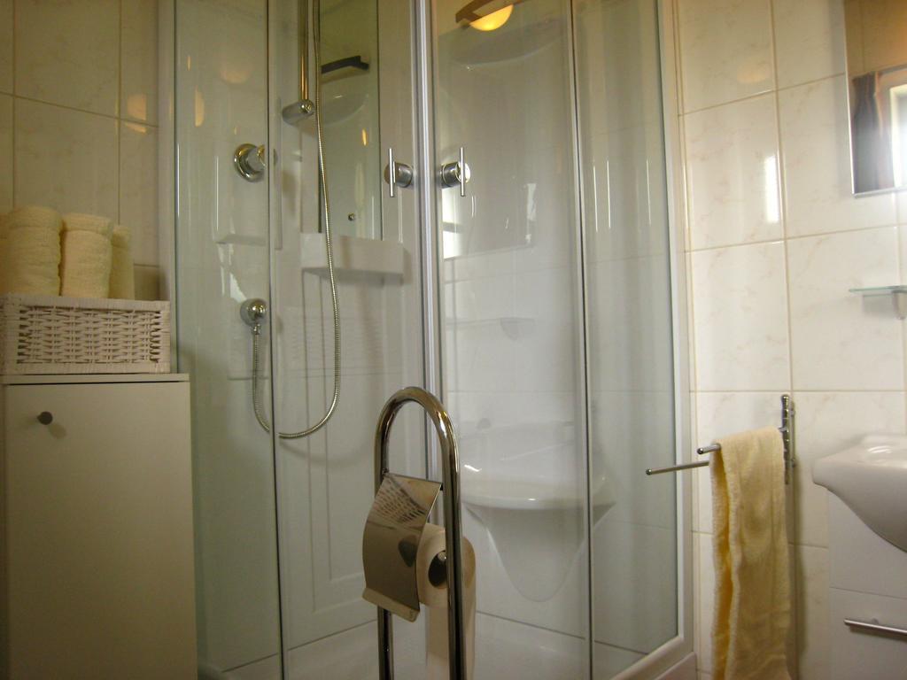 Charming Holiday Home In Zele Near The Forest ภายนอก รูปภาพ